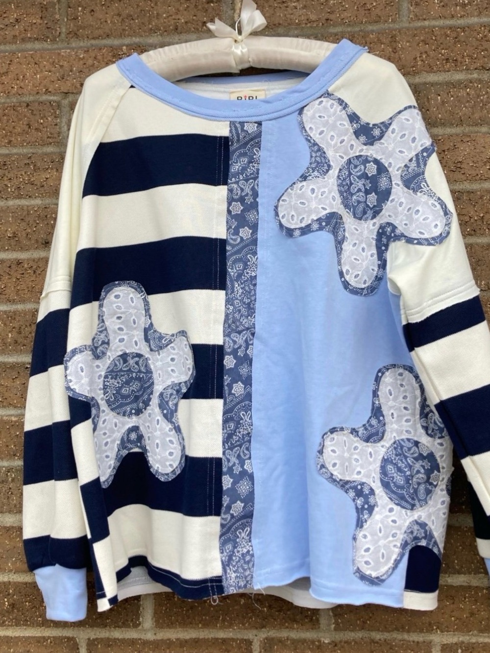 BiBi Color Block Patchwork Striped  Floral Pullover Top in Blues Large - Picture 5 of 9